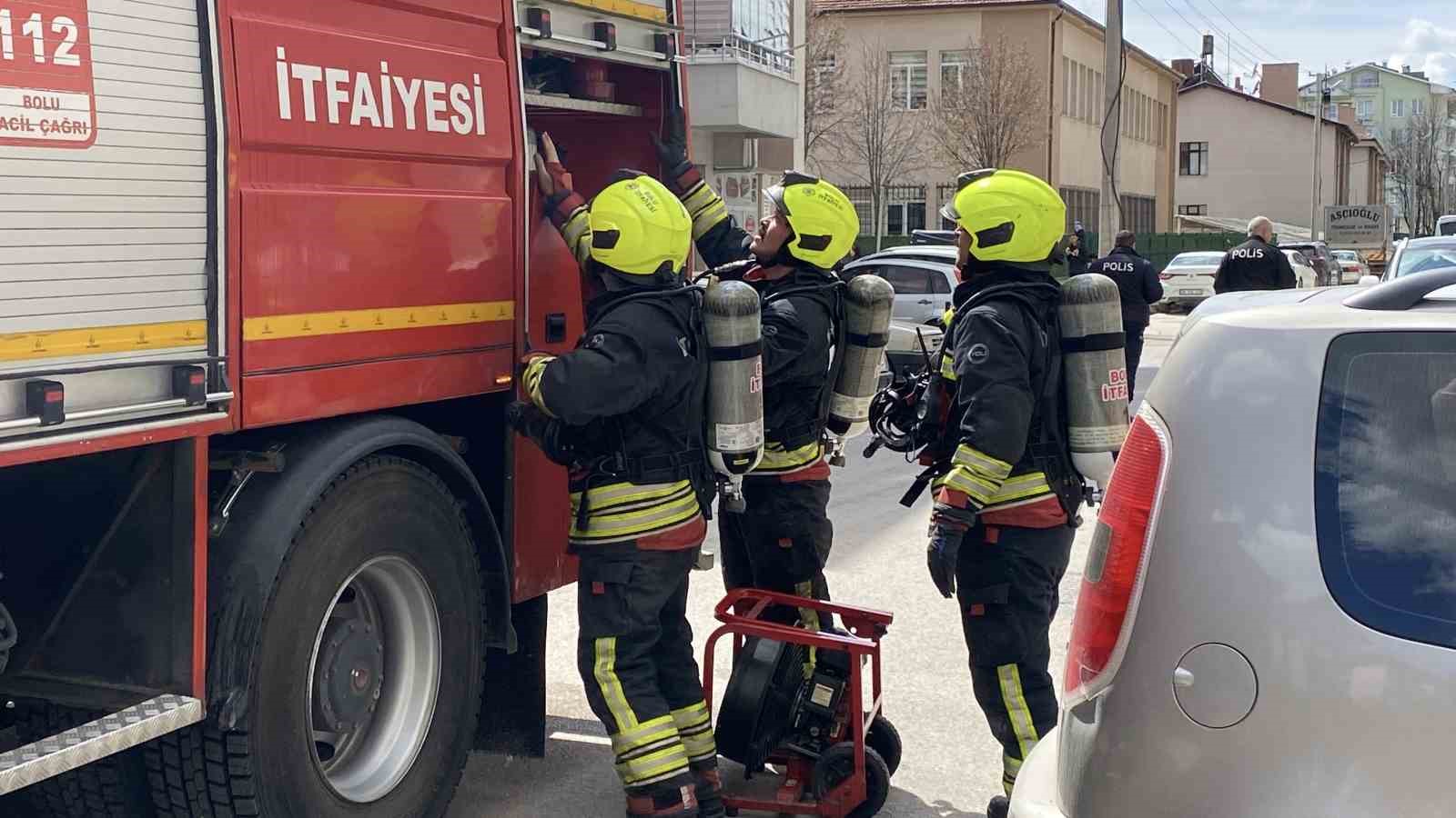 prizde unutulan sac kurutma makinesi yangin cikartti ekipler harekete gecti 3 A5gfQft7