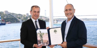 prof-dr-gokhan-hotamisligil-genc-bilim-insanlari-ile-bir-araya-geldi-BjJMhpX4.jpg