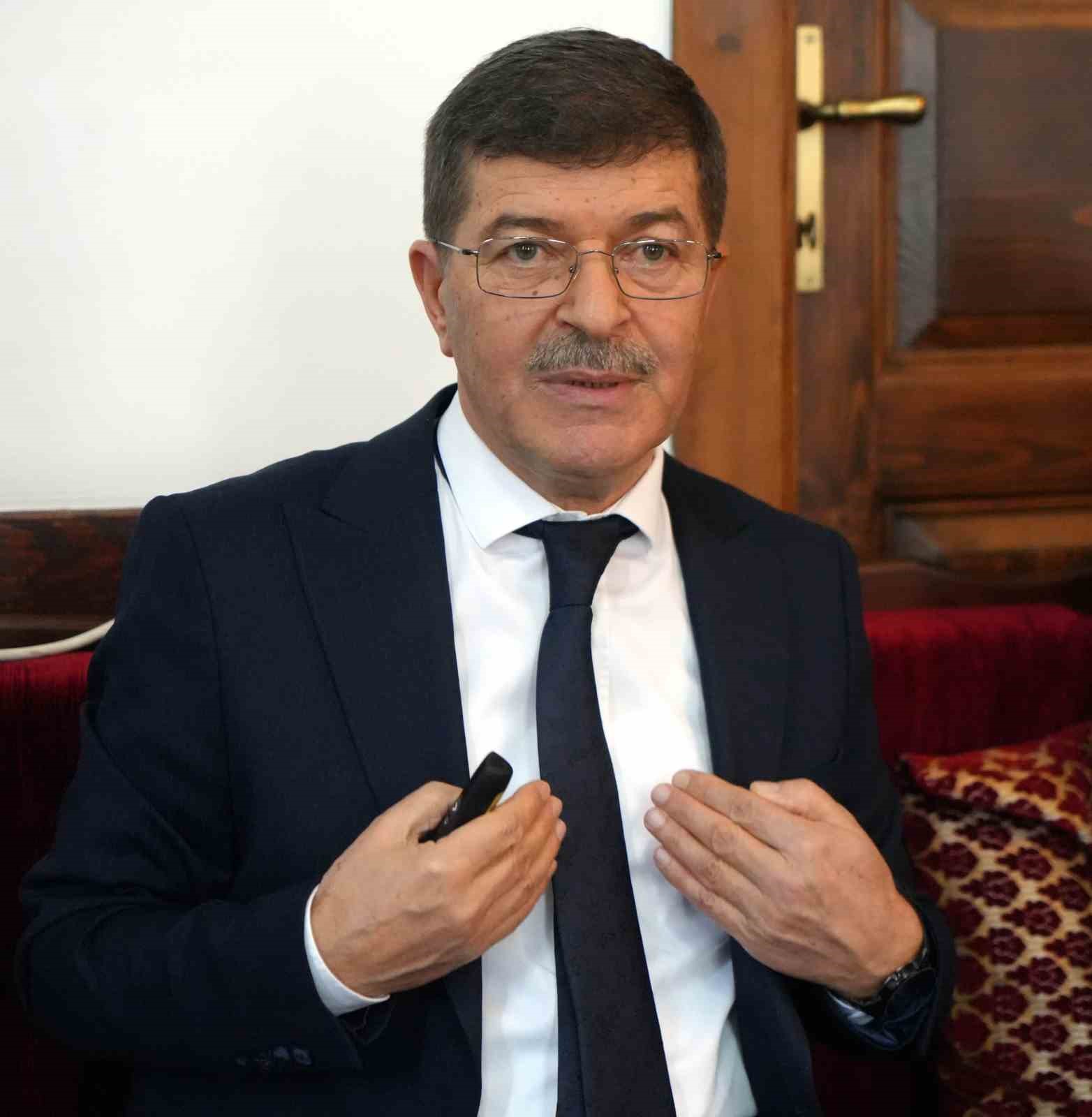 Prof. Dr. Köylü: "Taşıyıcı annelik, nesebi belirsiz bir gelecek doğurur" 4 prof dr koylu tasiyici annelik nesebi belirsiz bir gelecek dogurur 0 vyTP2f2P