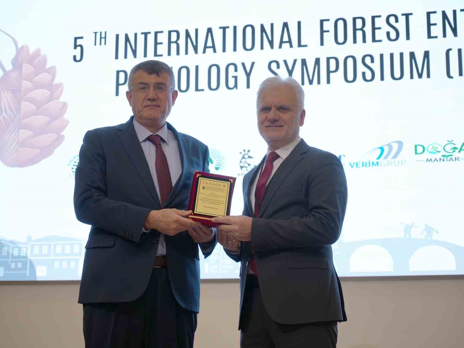 prof dr kucuk yapay zeka uygulamalariyla ormancilik faaliyetlerinde yeni bir donem basladi 2 3uLk3j44