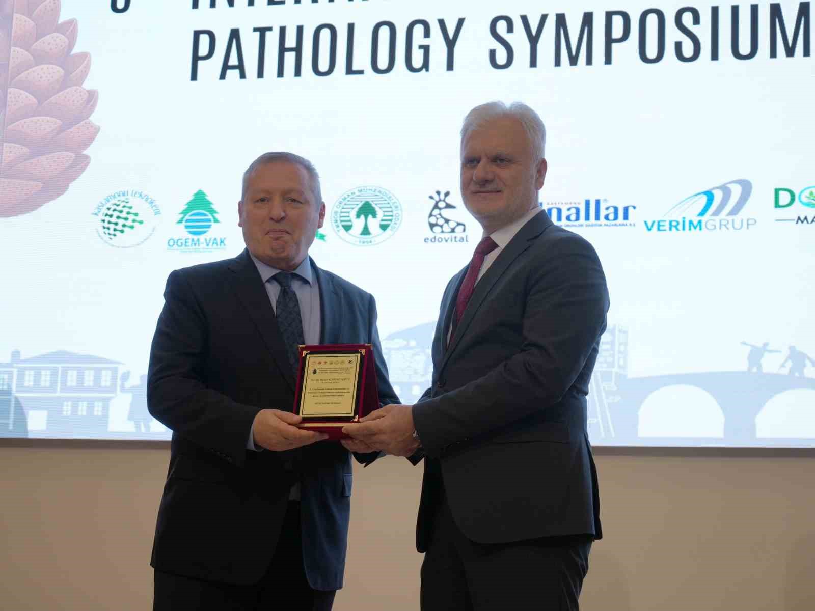prof dr kucuk yapay zeka uygulamalariyla ormancilik faaliyetlerinde yeni bir donem basladi 3 RsW1gTz1