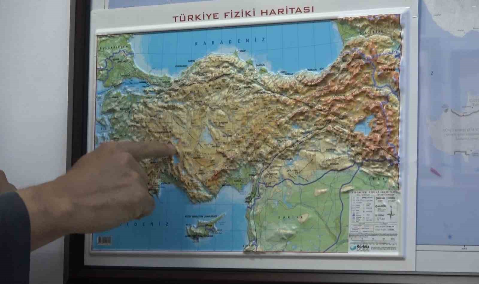 Prof. Dr. Şahin uyardı: "Eğirdir Gölü’nün hızla çekilmesi ilçeyi felakete sürüklüyor" 12 prof dr sahin uyardi egirdir golunun hizla cekilmesi ilceyi felakete surukluyor 8 H5WRyAZT