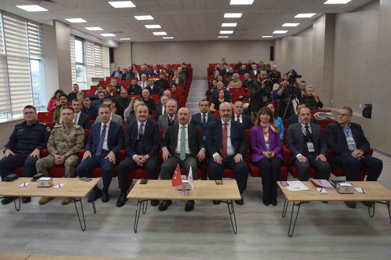 prof dr scachner anadolu her zaman iklimin oynakligina maruz kalan bir bolge olmustur 1 gTi8LgYw