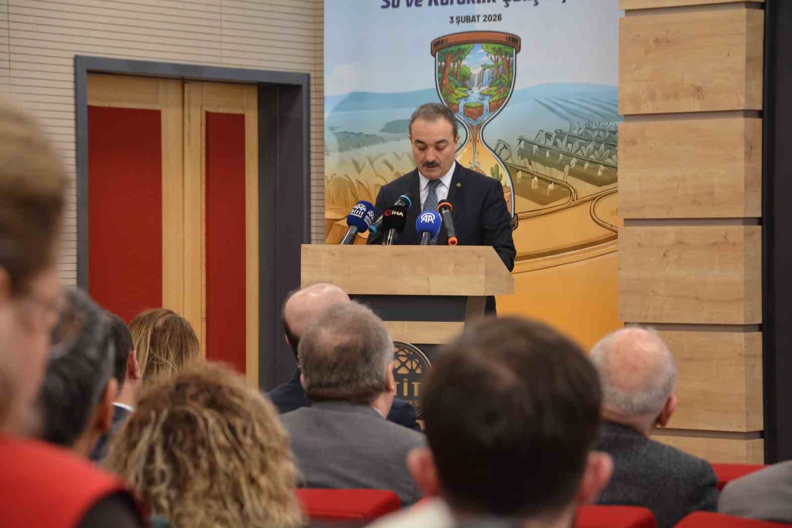 prof dr scachner anadolu her zaman iklimin oynakligina maruz kalan bir bolge olmustur 4 kRqyi84J