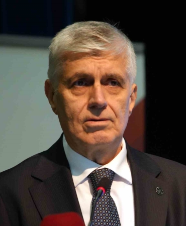 prof-dr-uzbay-kumar-ve-bahis-bagimliliginin-kimyasal-bagimliliktan-farki-yok-umqiZ6Is.jpg