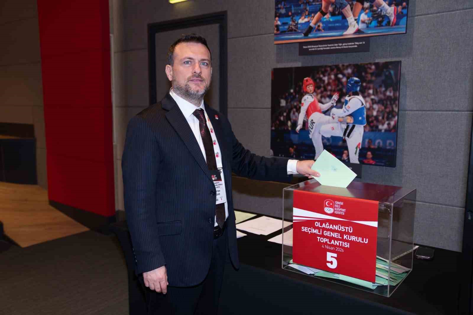 Prof. Dr. Veli Ozan Çakır TMOK Başkanlığına seçildi 4 prof dr veli ozan cakir tmok baskanligina secildi 0 hd7H1IwV