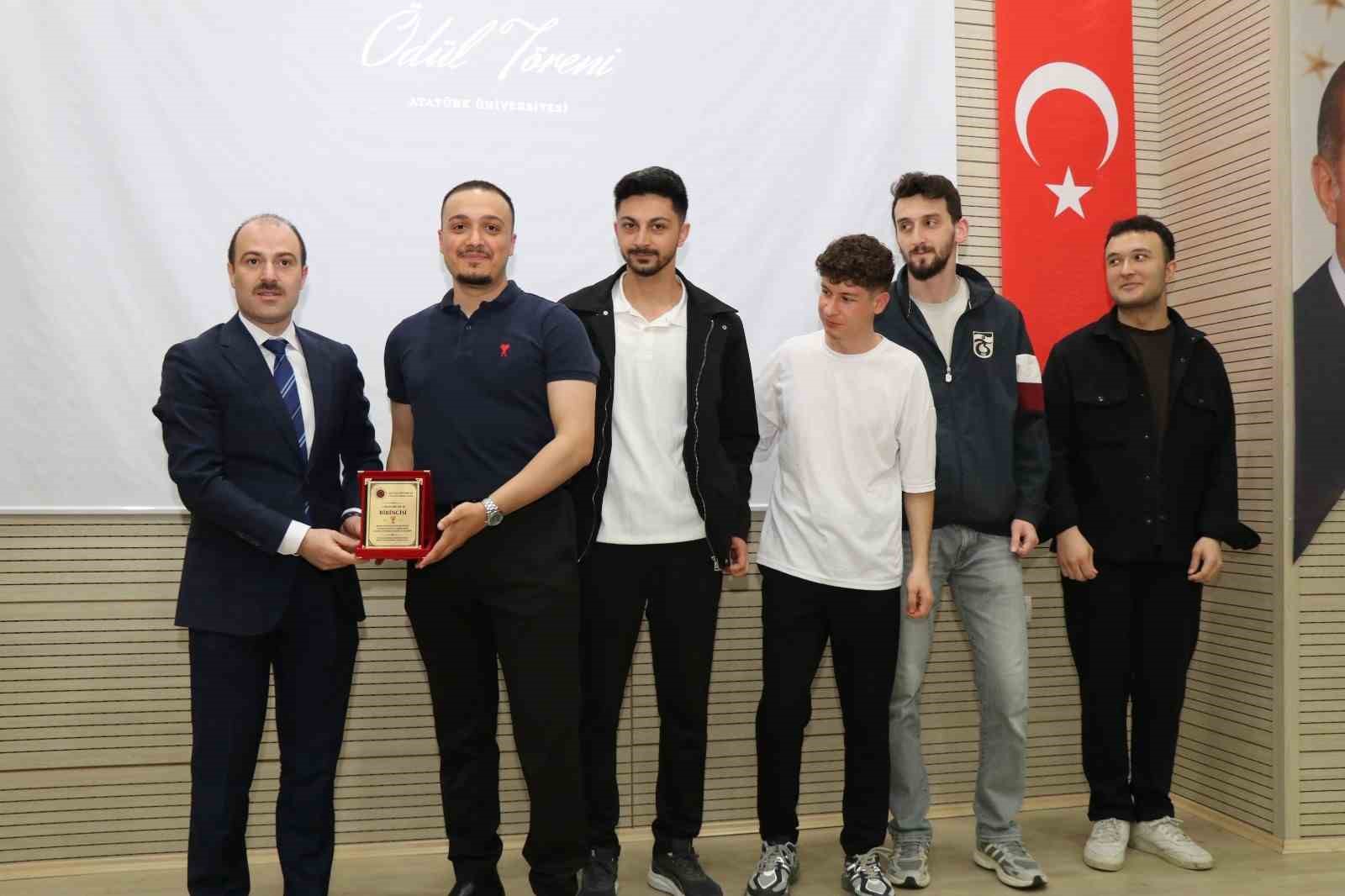 proje zirvesine yogun ilgi 6 DFE8asck