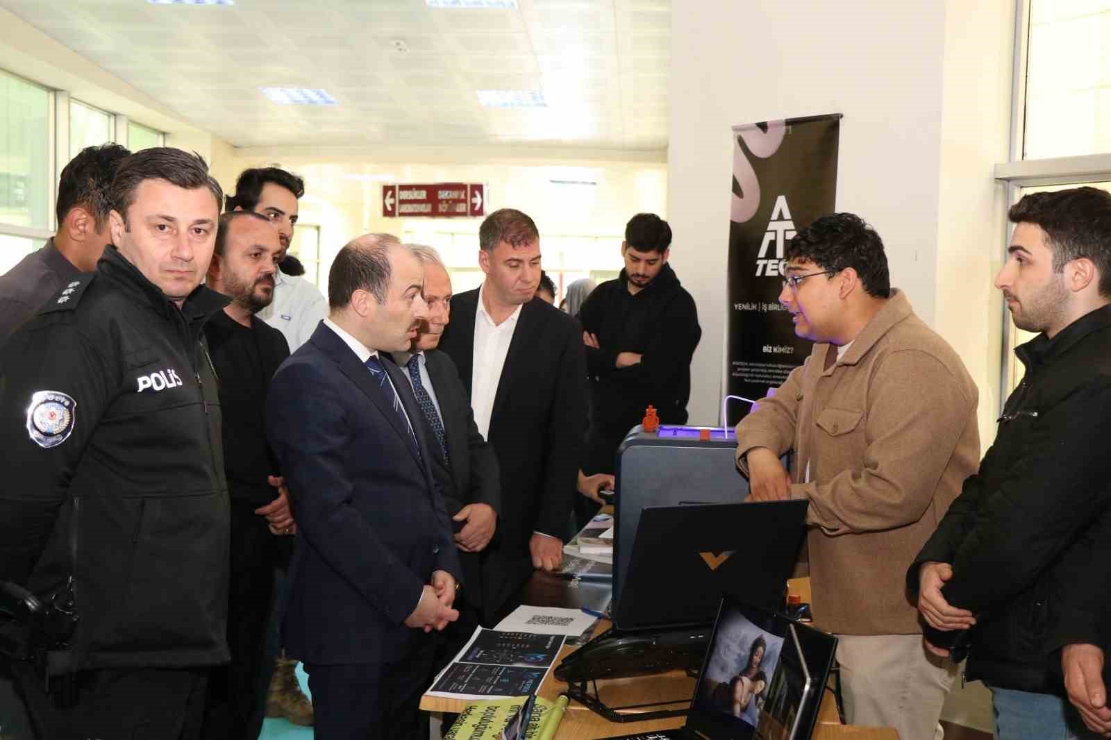 proje zirvesine yogun ilgi 7 KRHINJ4S