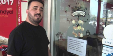 psikolojim-bozuk-deyip-dukkani-acmadi-cama-astigi-yaziyla-dikkat-cekti-ljpST3Cf.jpg