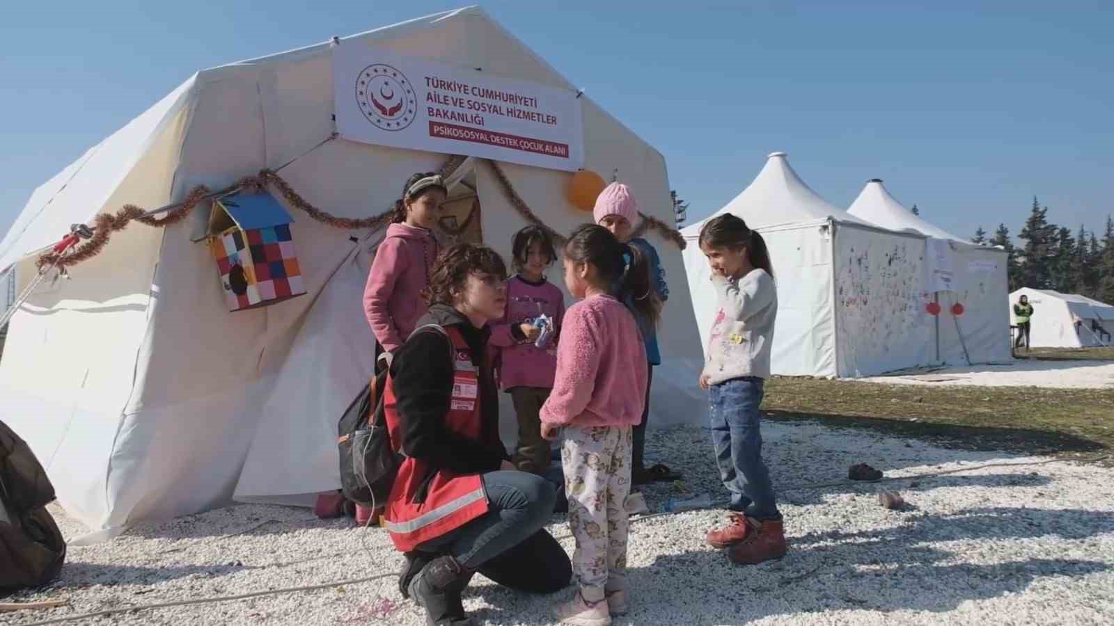 psikososyal destek ekipleri sifirinci dakikadan itibaren vatandasin yaninda 1 5gO51w4i