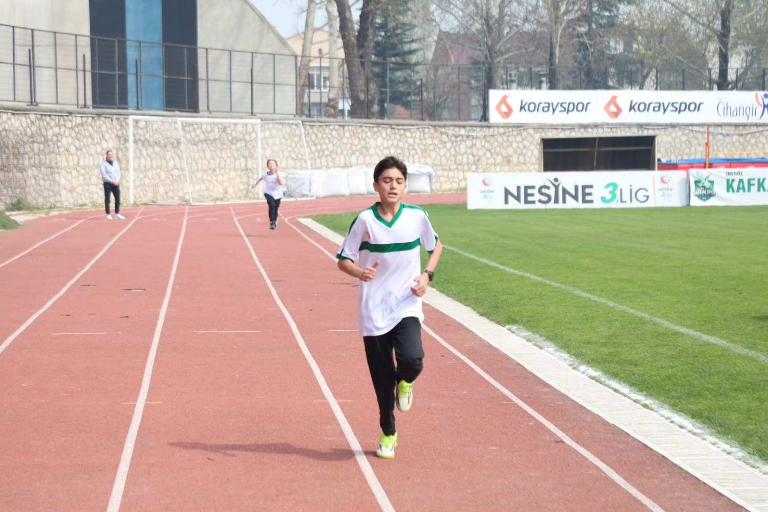 Puanlı atletizmde kupalar sahiplerini buldu 4 puanli atletizmde kupalar sahiplerini buldu 0 ALLceX1k