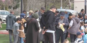 pursaklar-belediye-baskani-cetin-bir-parkin-aydinlik-olmasi-guvenligi-de-beraberinde-getiriyor-4fKwqNiF.jpg