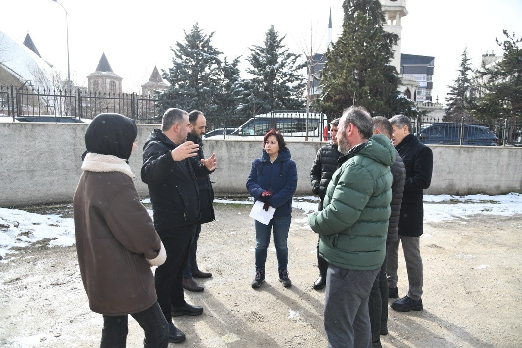 pursaklar belediye baskani cetin projeleri yerinde inceliyor 1 R1Gr92NG