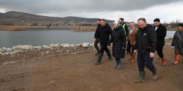 pursaklar-belediyesi-gumusoluk-goletinin-calismalarina-devam-ediyor-2PUIDrd7.jpg