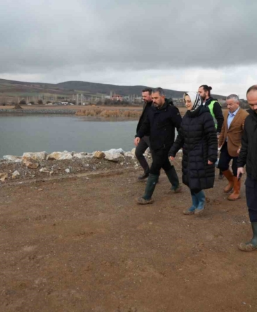 pursaklar-belediyesi-gumusoluk-goletinin-calismalarina-devam-ediyor-2PUIDrd7.jpg
