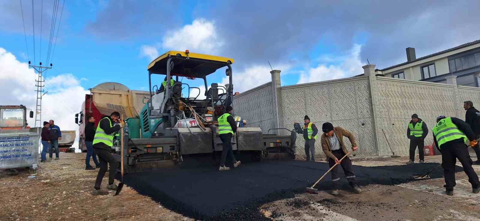 pursaklar belediyesi konforlu yollar icin calismalara hiz kesmeden devam ediyor 1 RjA1pfi1