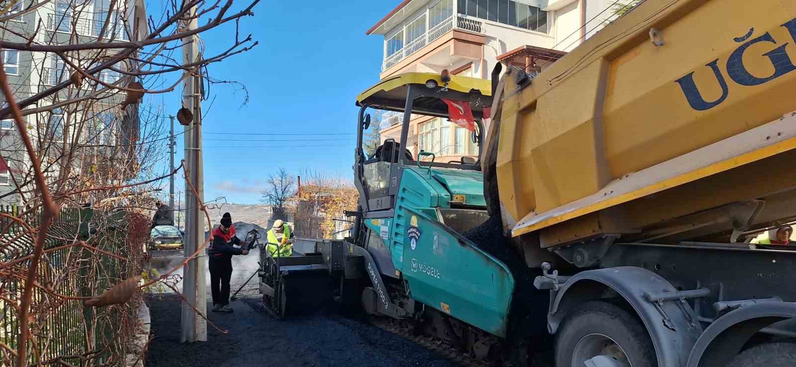 pursaklar belediyesi konforlu yollar icin calismalara hiz kesmeden devam ediyor 3 i8mfOING