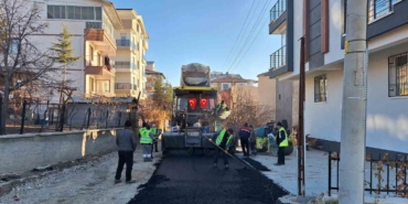 pursaklar-belediyesi-konforlu-yollar-icin-calismalara-hiz-kesmeden-devam-ediyor-aLvpn5Lp.jpg