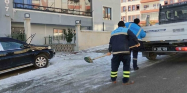 pursaklar-belediyesinden-buzlanmaya-karsi-onlem-1FHbCy4Y.jpg