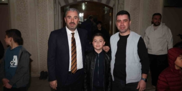 pursaklar-belediyesinden-kadir-gecesinde-gonulleri-isitan-surpriz-PhAAnmFE.jpg