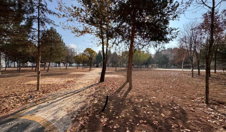 pursaklarda-parklar-yeni-cehresine-kavusuyor-vhFvra99.jpg