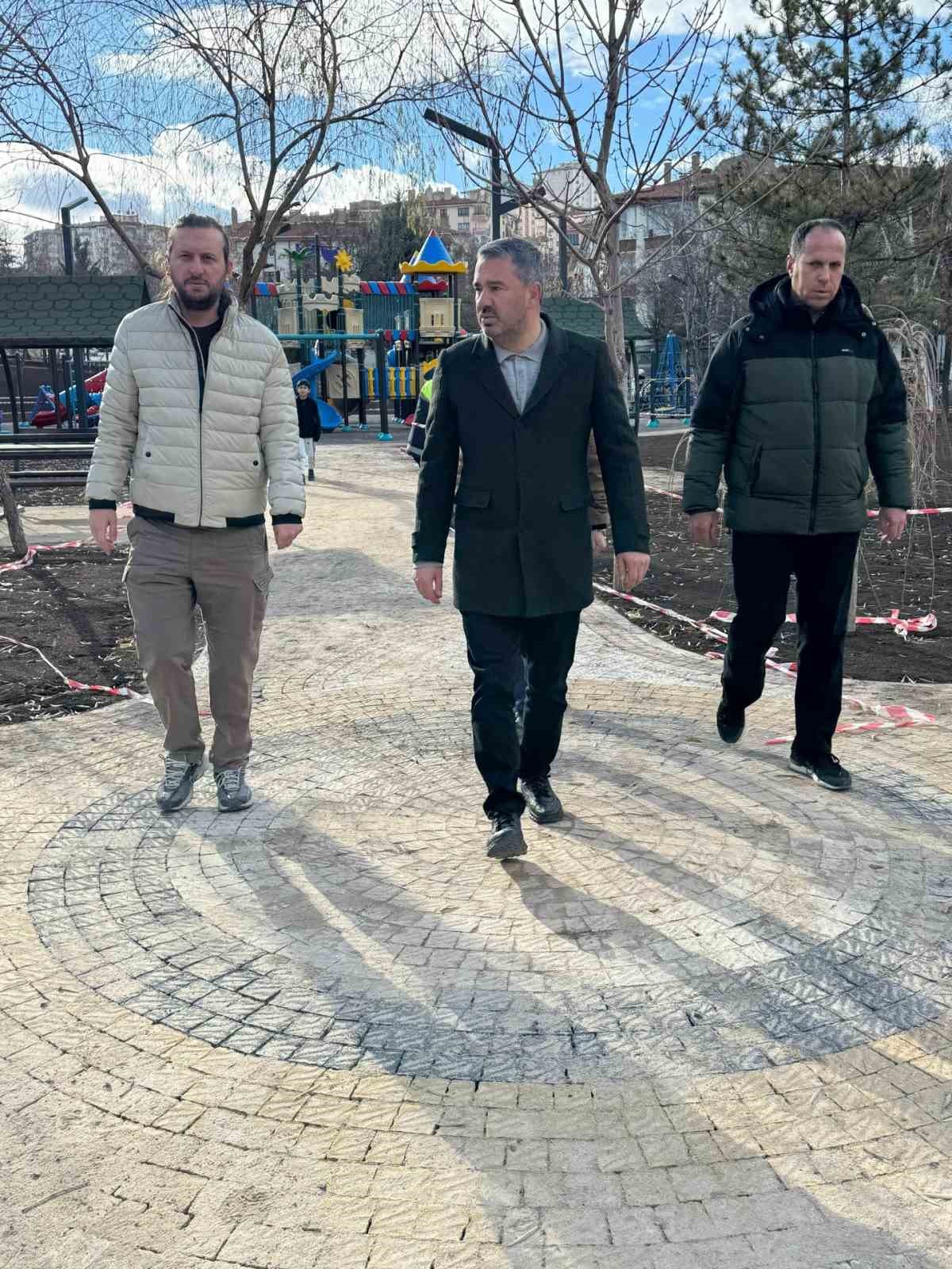 pursaklarda turgut ozal parki yeni yuzuyle hizmete acildi 3 danSCHwX