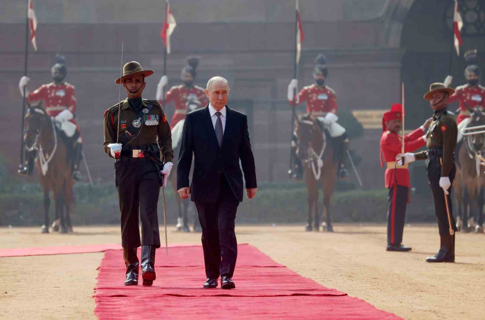 putin hindistanda resmi torenle karsilandi 0 JLH1nkAK