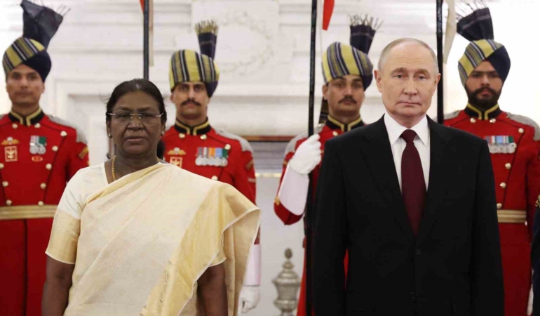 putin-rusya-hindistan-iliskileri-birlikte-yol-aliyoruz-birlikte-buyuyoruz-Xj8FvJ8C.jpg