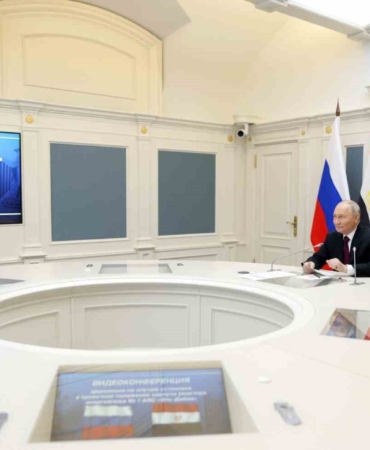 putin-ve-es-sisi-misirda-insa-edilen-el-dabaa-nukleer-santrali-icin-duzenlenen-torene-katildi-qPugsQRH.jpg