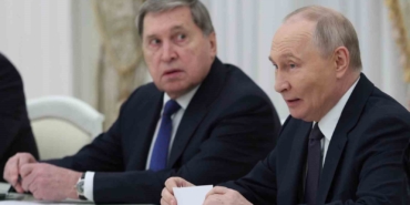 putinin-yardimcisi-usakov-abd-yonetiminden-yetkililerle-gorustu-R3zitlE3.jpg