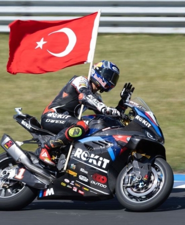 race-winner-toprak-razgatliogu