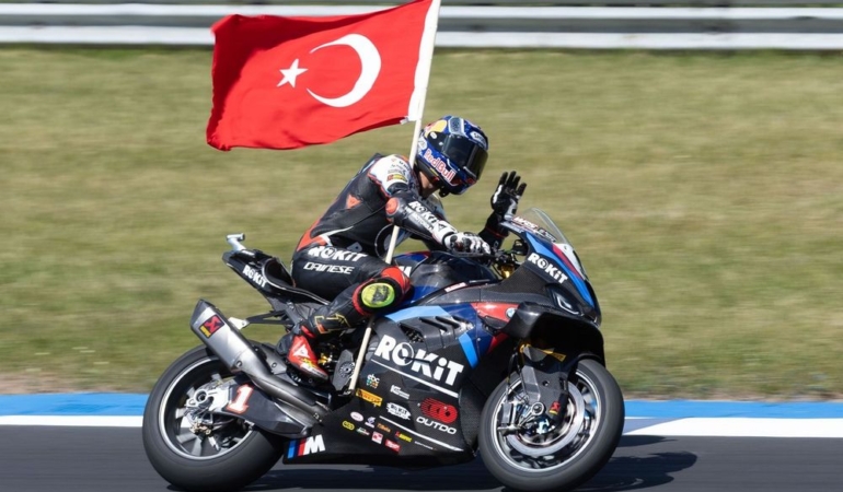 race-winner-toprak-razgatliogu
