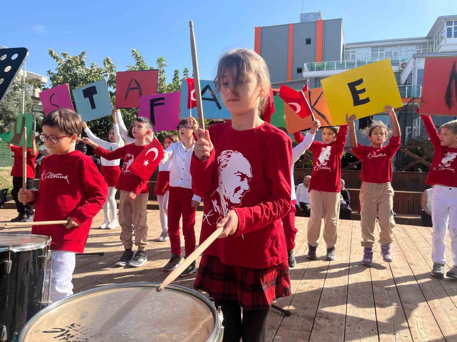 radikal egitim kurumlarinda cumhuriyet bayrami coskusu 3 kEaUlutm