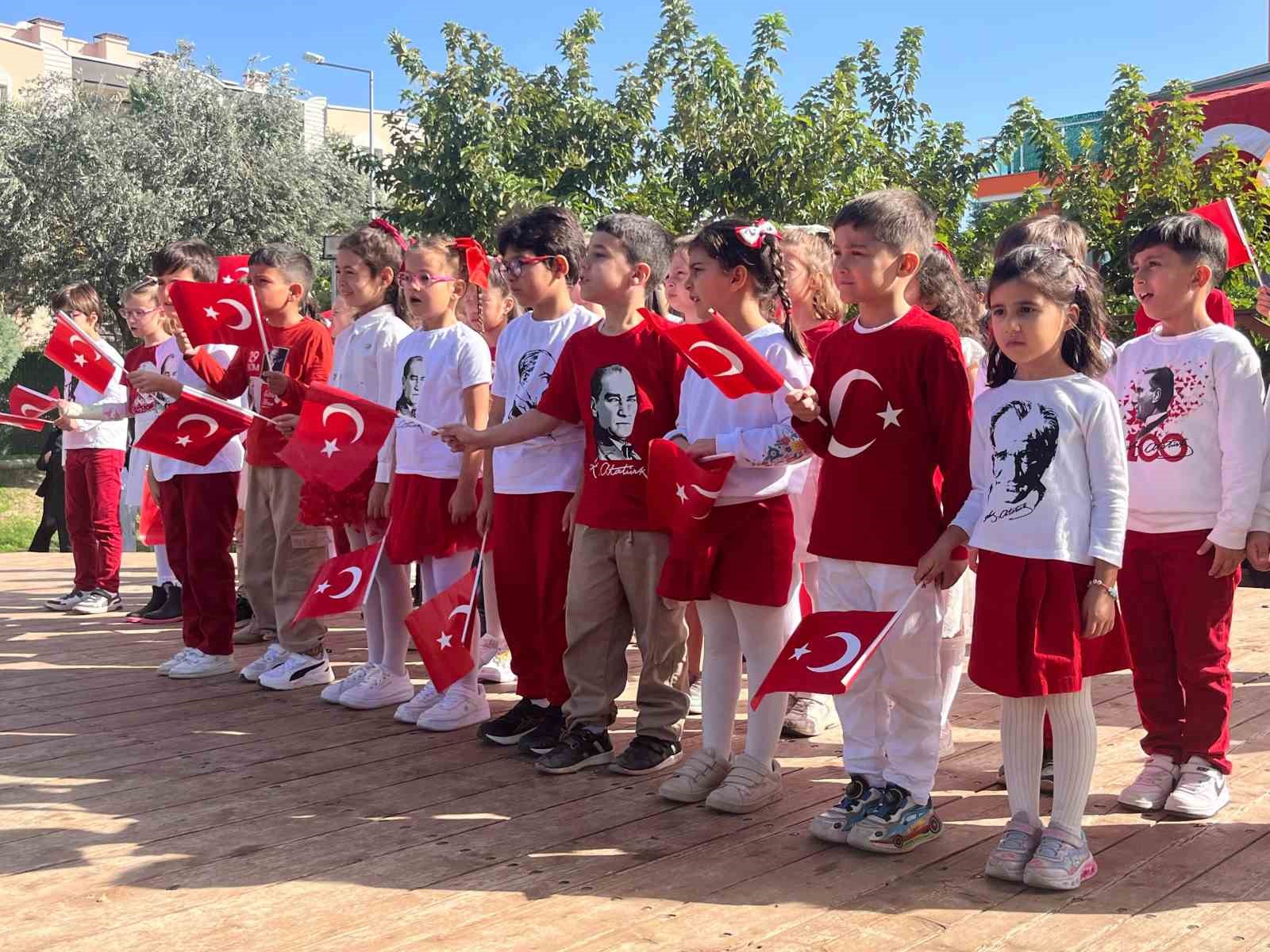 radikal egitim kurumlarinda cumhuriyet bayrami coskusu 4 HDCRIeQa