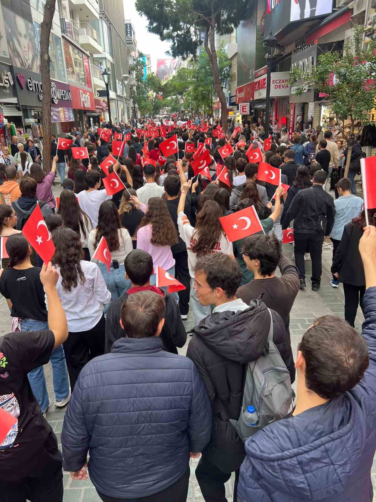 radikal egitim kurumlarinda cumhuriyet bayrami coskusu 7 1XAVEzZ8