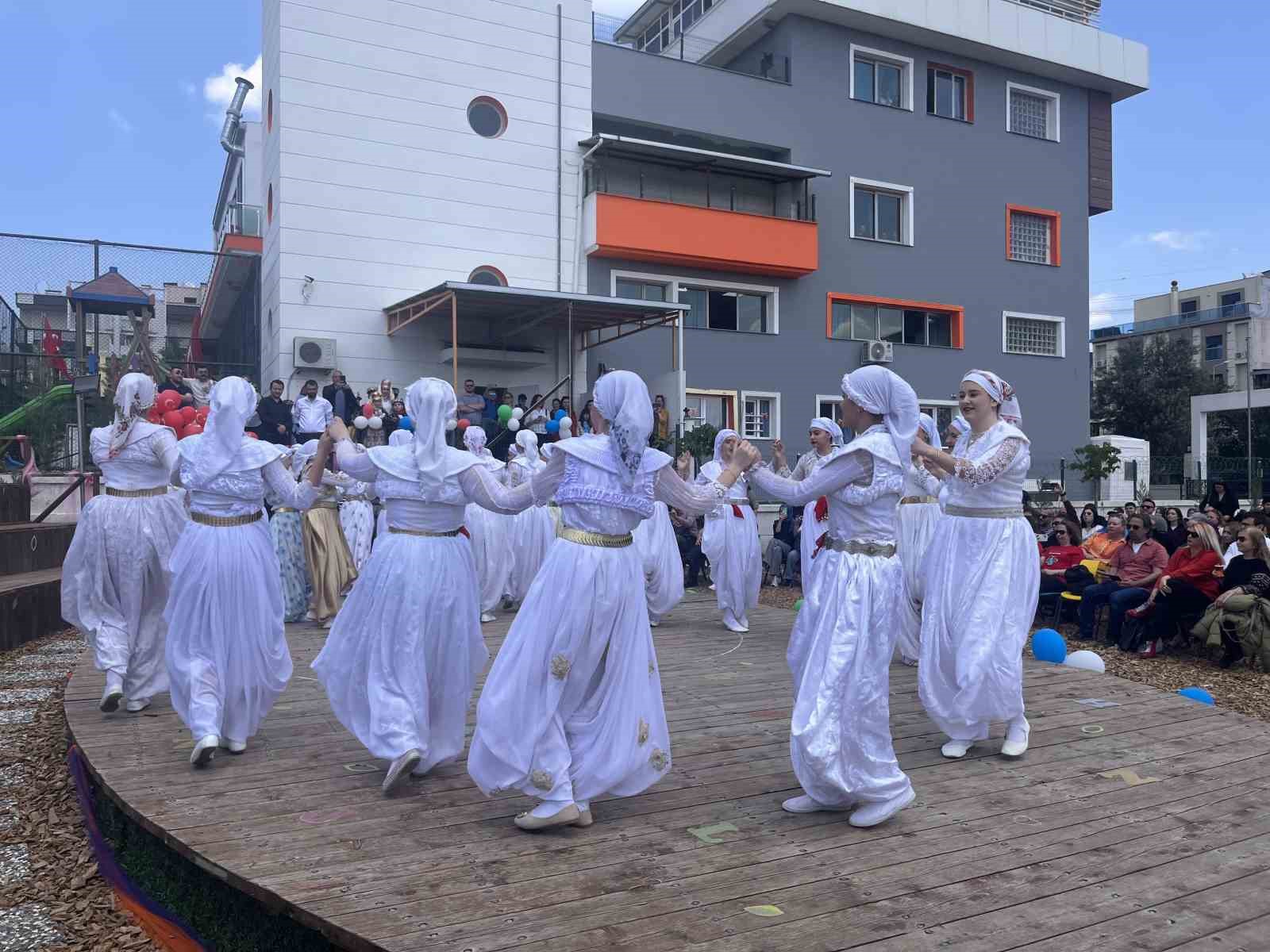 radikal okullari ogrencilerinden 23 nisana ozel gorsel solen 12