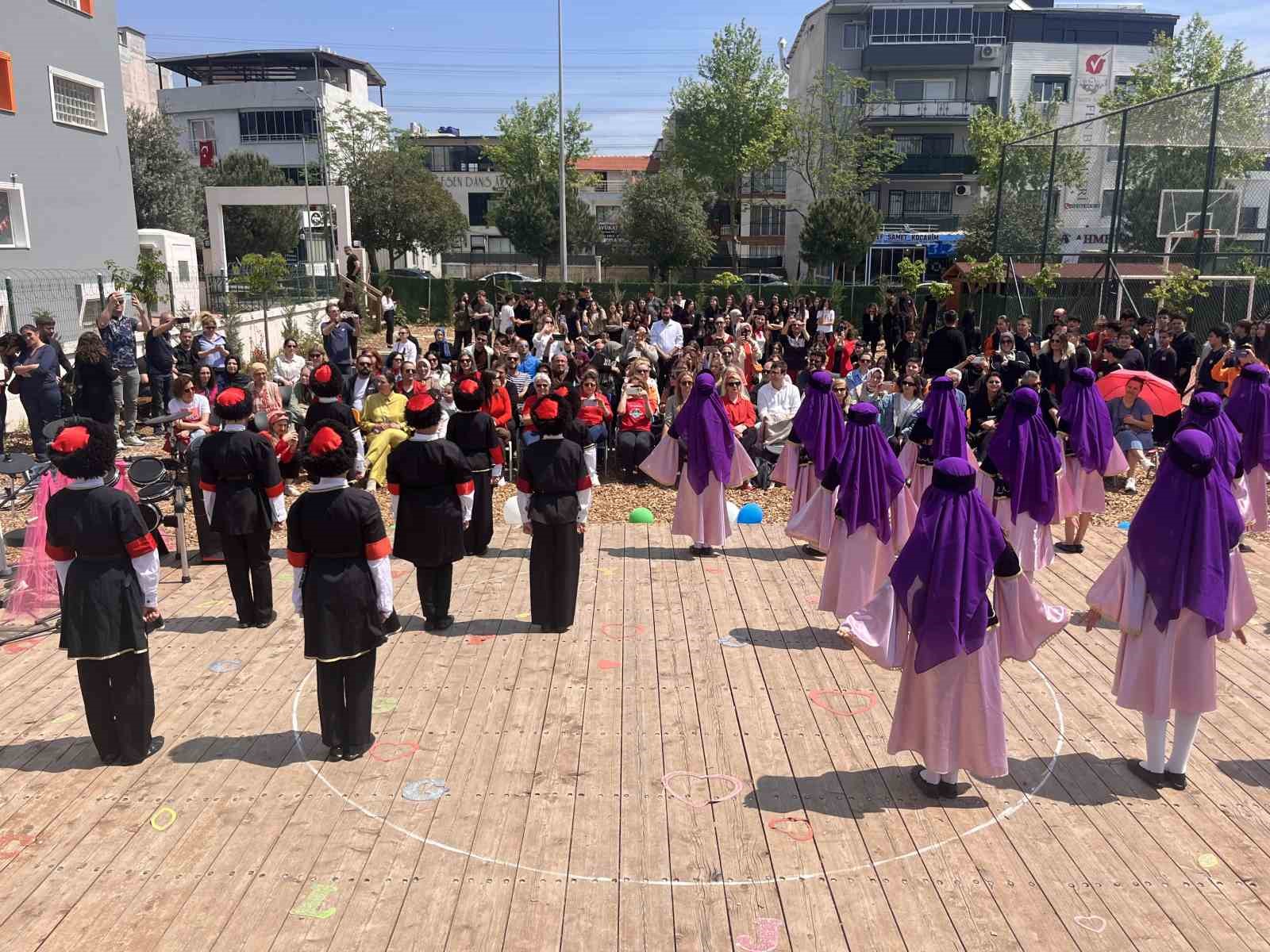 radikal okullari ogrencilerinden 23 nisana ozel gorsel solen 9 RXefis1a