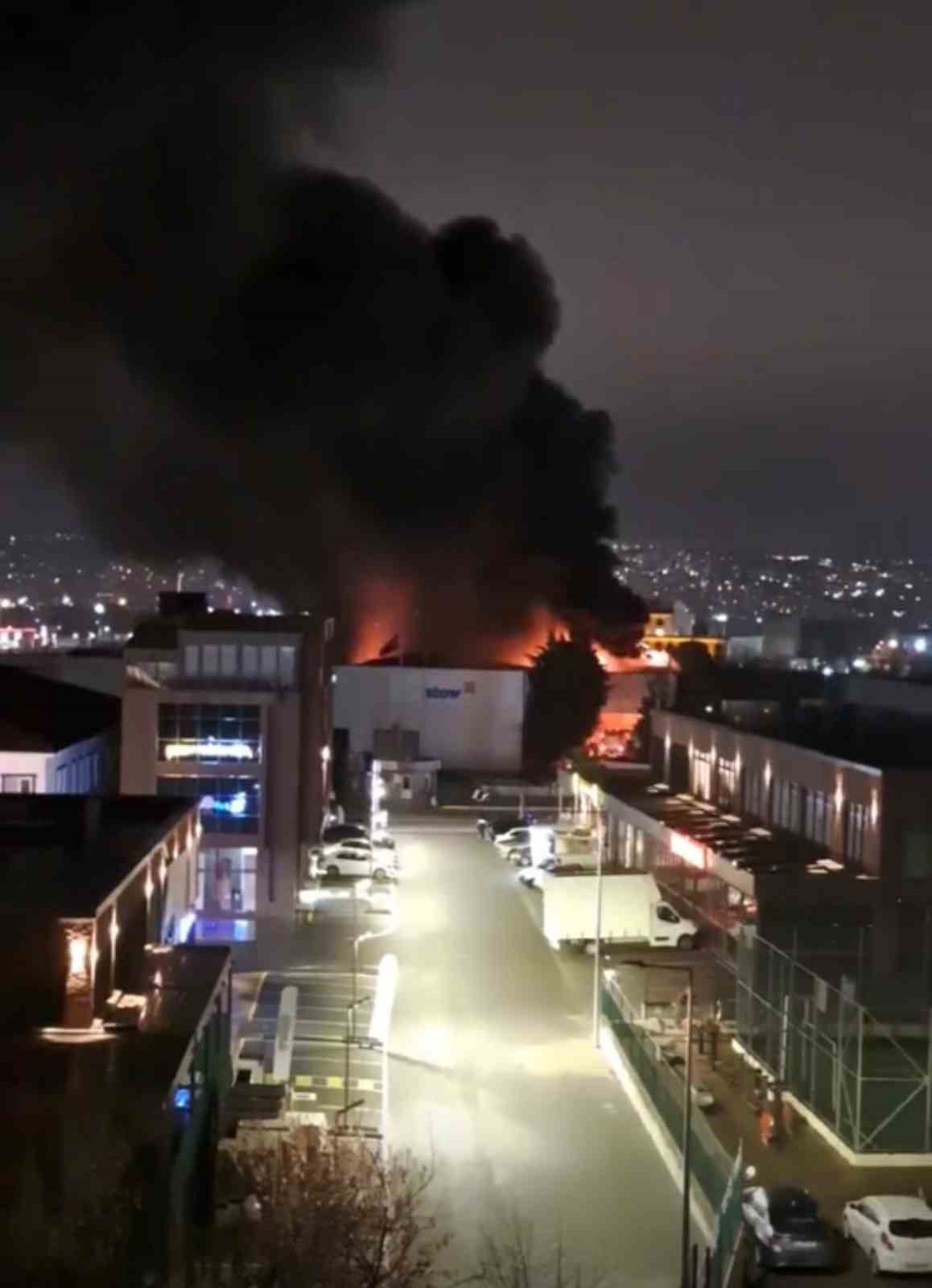 raf imalati yapilan fabrika alevlere teslim oldu 6 FUAhJevG