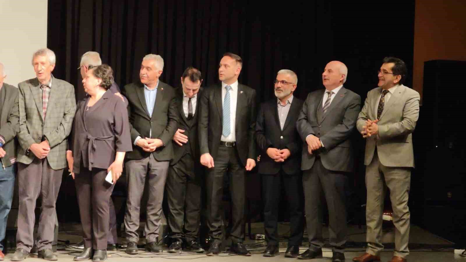 ragip topcu erzurumda anildi 5 j3PrSbzf