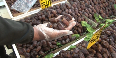ramazan-ayinin-yaklasmasiyla-hurma-ve-helva-satislari-yogunlasti-iASZYA1W.jpg