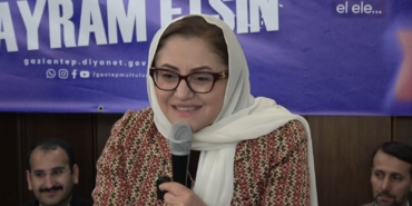 ramazan-bayrami-oncesi-yetim-cocuklarin-yuzleri-gulduruldu-gmUrnkMG.jpg