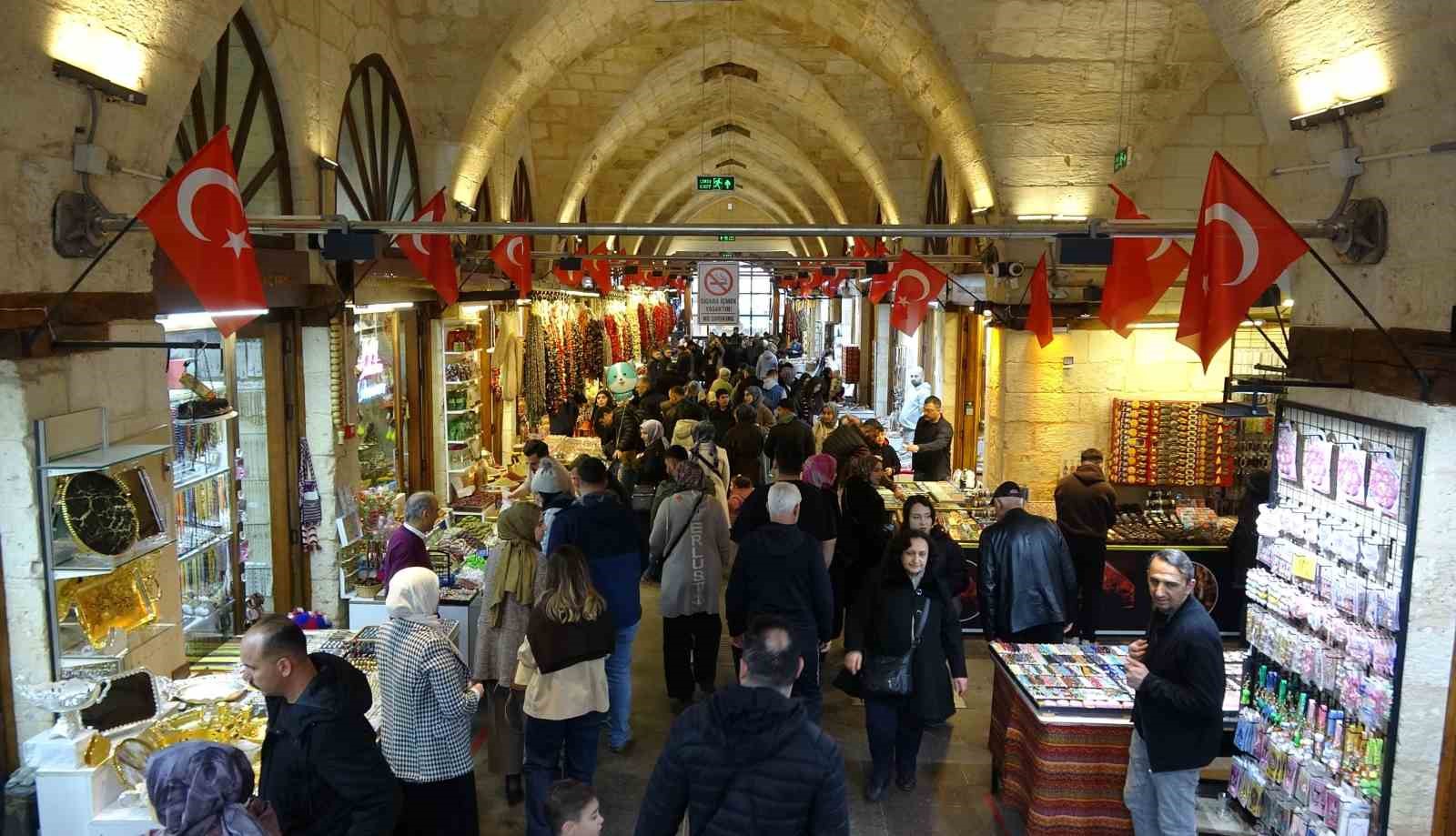 ramazan bayrami tatilinde gaziantepe ziyaretci akini 3 edQBt11V