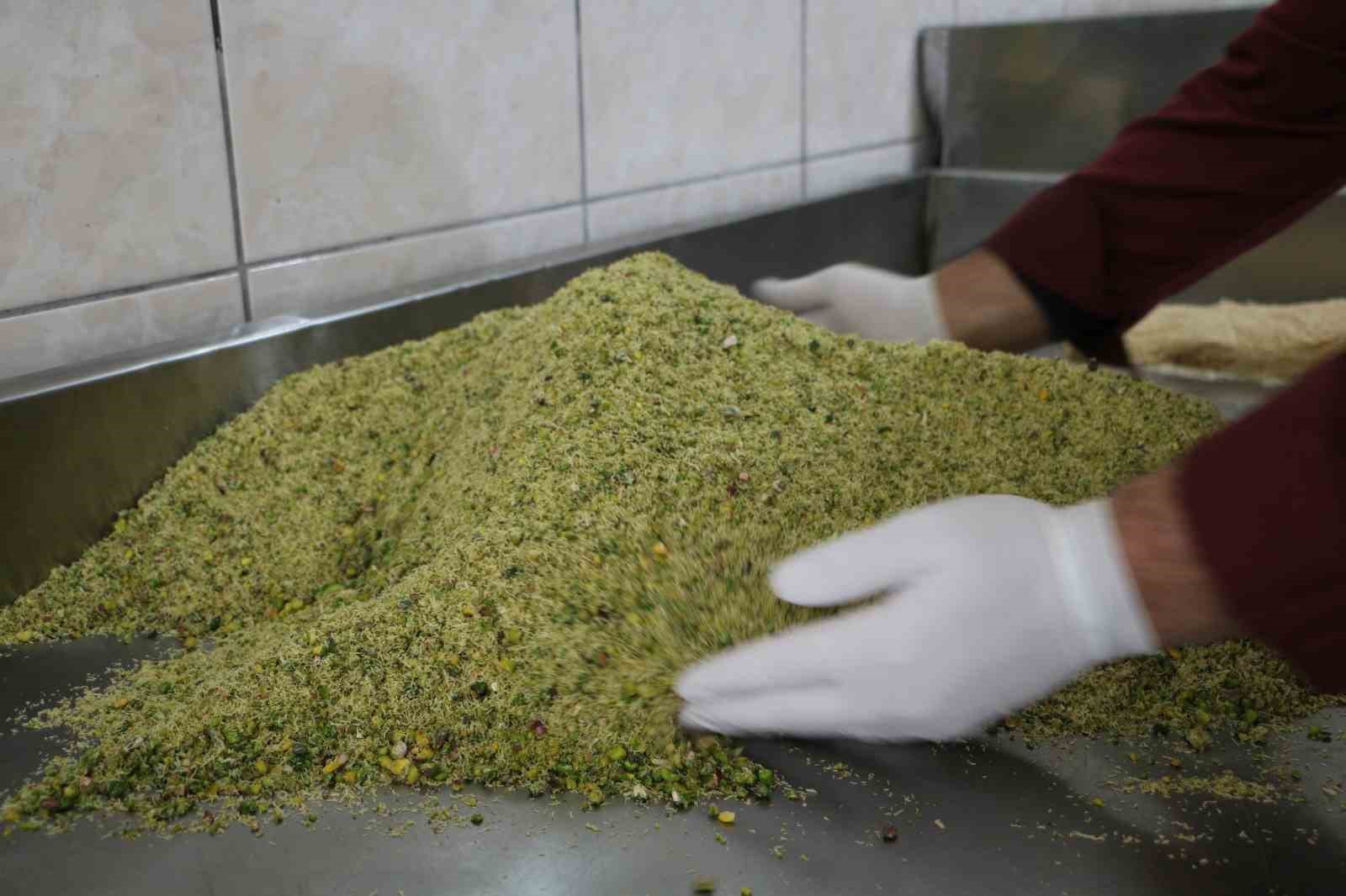 ramazan bayraminda tatlicilar hedef buyuttu tam 25 ton 0 EO2mYOSu