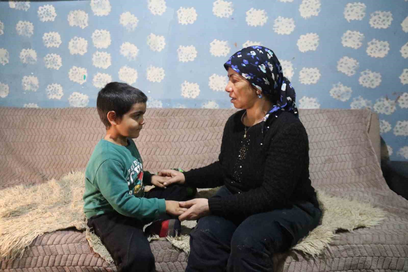 Ramazan davulcusu babaannenin torununa ‘ışık’ olmak için hayırseverler harekete geçti 8 ramazan davulcusu babaannenin torununa isik olmak icin hayirseverler harekete gecti 4 vrbmBX3s