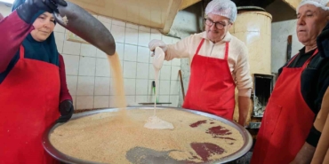 ramazan-gelenegi-susamli-helva-tezgahlarda-CzBNcPeT.jpg