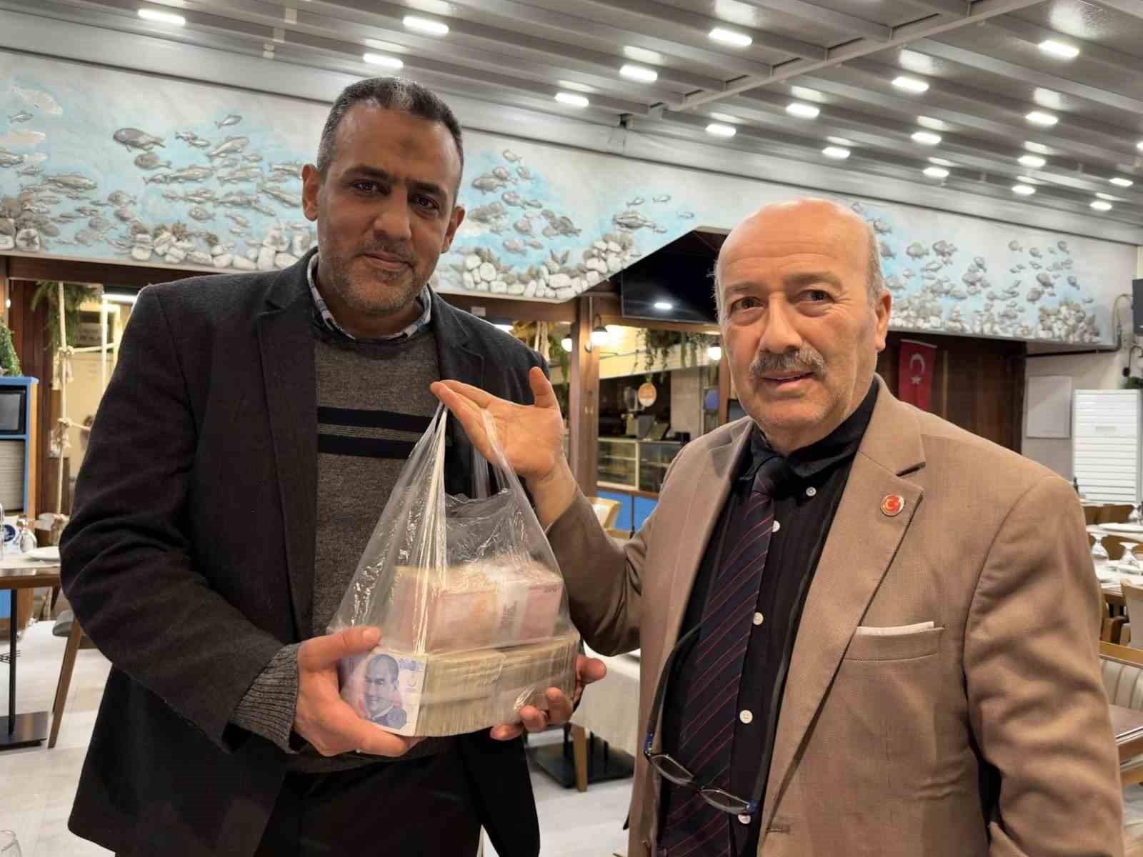 ramazan hasilatini gazzeye gonderdi 1 eqKG1Hpt