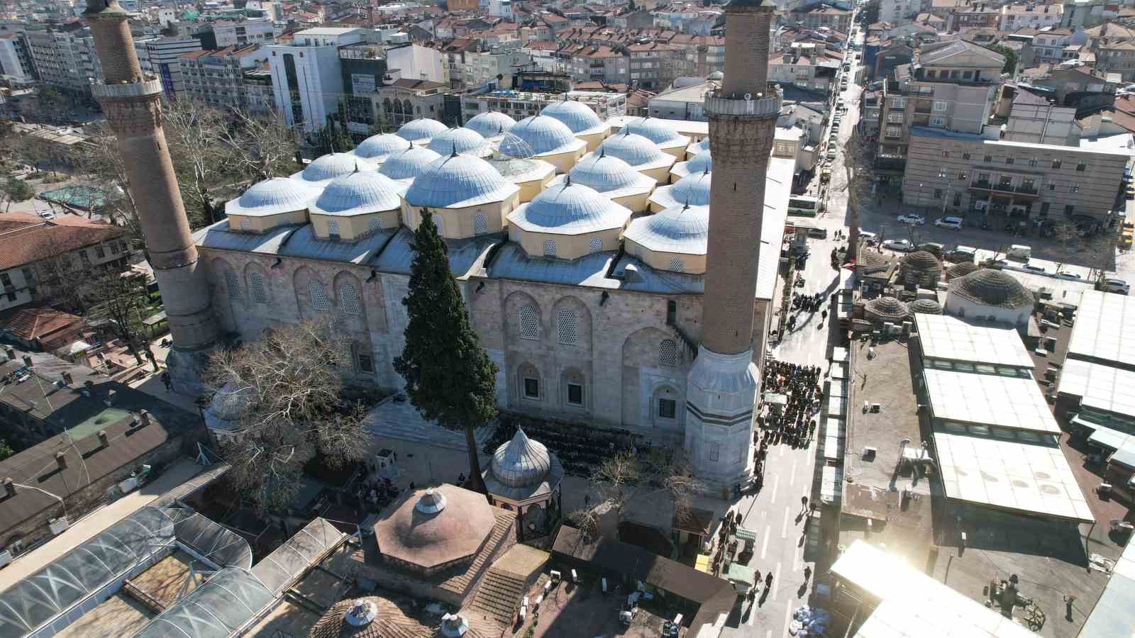 ramazanin ilk cumasi ulucami doldu tasti 3