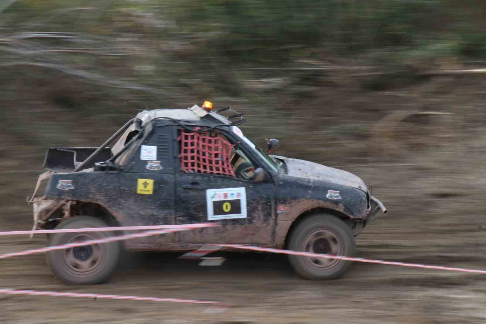 Rampada, çamurda sınırları zorladılar: Türkiye Off-Road Şampiyonası’nın 6. ayak yarışları nefes kesti 17 rampada camurda sinirlari zorladilar turkiye off road sampiyonasinin 6 ayak yarislari nefes kesti 13 HEAhRnLW