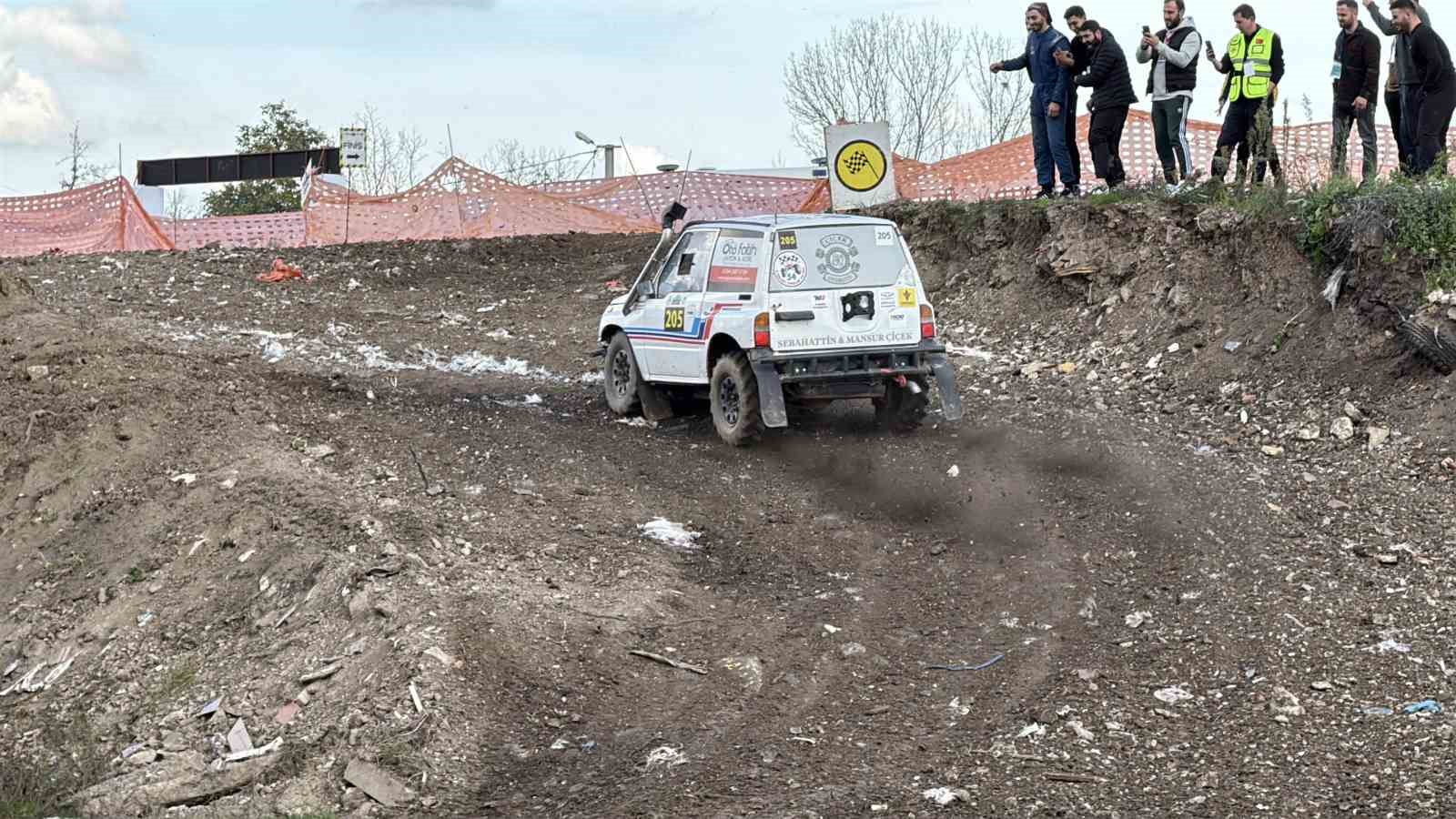 Rampada, çamurda sınırları zorladılar: Türkiye Off-Road Şampiyonası’nın 6. ayak yarışları nefes kesti 21 rampada camurda sinirlari zorladilar turkiye off road sampiyonasinin 6 ayak yarislari nefes kesti 17 N1NBHh9G