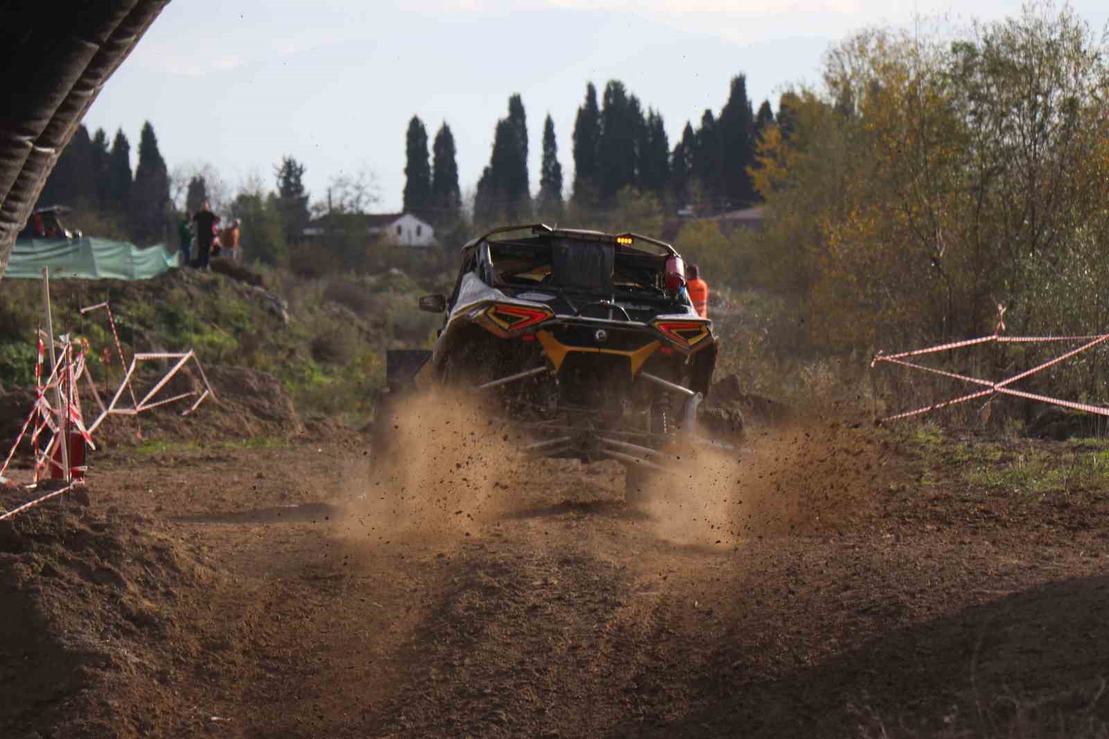 Rampada, çamurda sınırları zorladılar: Türkiye Off-Road Şampiyonası’nın 6. ayak yarışları nefes kesti 6 rampada camurda sinirlari zorladilar turkiye off road sampiyonasinin 6 ayak yarislari nefes kesti 2